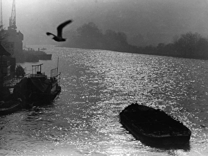Images Dated 16th May 2011: Thames Sunset