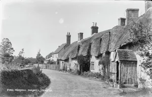 Greenery Prints: Thatched Cottages in Moreton