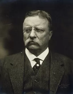 Theodore Collection: Theodore Roosevelt, bust portrait, facing front