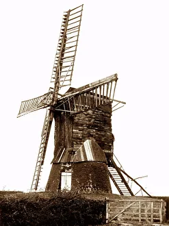 Thorne Prints: Thorne Windmill, early 1900s