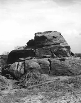 Images Dated 14th April 2011: THORs STONE