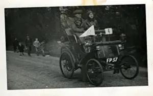 Benz Prints: Thought to be a 1900 Benz Vintage Car
