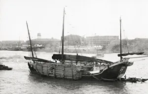 Junk Collection: Timber junk, sailing boat, Shanghai, China