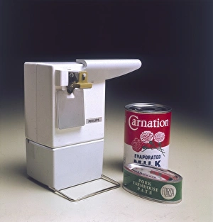 Images Dated 3rd October 2011: TIN OPENER