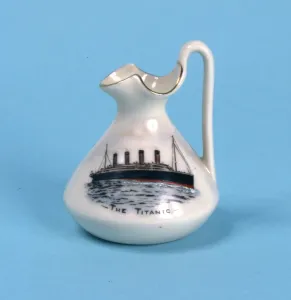 Ship Wreck Prints: Titanic jug