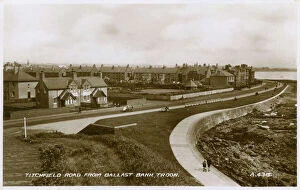Bank Collection: Titchfield Road from Ballast Bank, Troon, Scotland