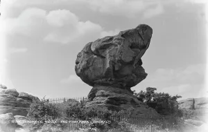 Attraction Prints: The Toad Rock