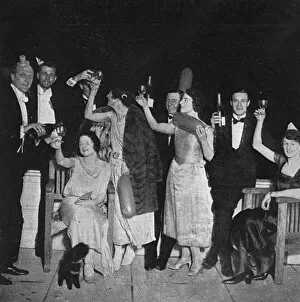 Celebrations Collection: Toasting the royal wedding at the Riviera Club, 1923