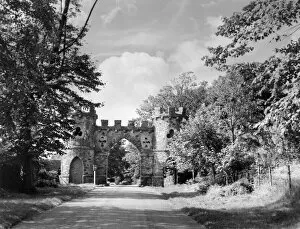 Images Dated 14th June 2011: Tollymore Barbican Gate