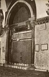 Aleppo Gallery: The Tomb of Zechariah, Umayyad Mosque, Aleppo, Syria
