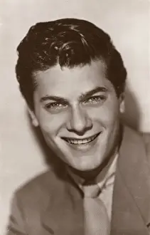 Tony Curtis / Universal