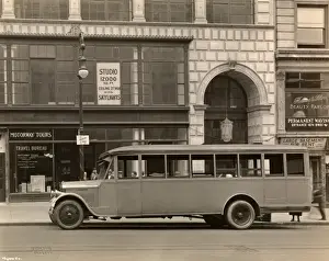 Tour bus, 1920s