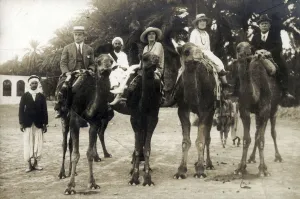 Images Dated 29th April 2020: Tourists outside the Garden of Allah at Biskra, Algeria
