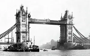 Tower Bridge under construction, Victorian period