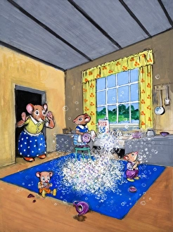 Images Dated 24th August 2006: The Town Mouse and the Country Mouse