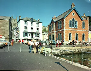 Town Quay and King of Prussia pub, Fowey