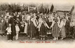 Accordion Gallery: Traditional round circle dancing in a Russian village