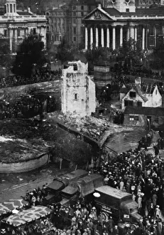 Fundraising Prints: Trafalgar Square - Feed the Guns campaign WWI