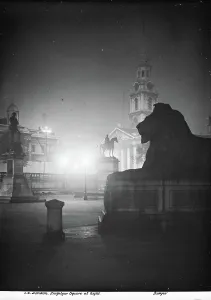 Ambiance Prints: Trafalgar Square at Night