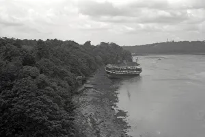 Images Dated 7th January 2020: Training school ship HMS Conway, aground in the Menai Strait