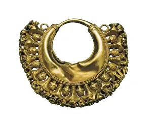 Extremaduran Prints: Treasure of Aliseda. 7th c. BC. Gold earring