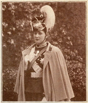 Lancers Collection: Tsarina Alexandra Feodorovna in a Lancer's Uniform