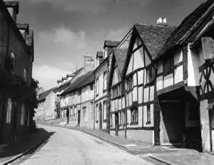 Tudor Houses