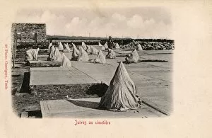 Tunisia - Jewish Community - Prayers in the Cemetery, Tunis