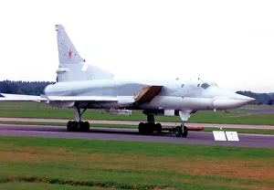 Tu 22m 3 Prints: Tupolev Tu-22M-3 12112347