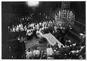 Sacre Prints: Turin Shroud Displayed