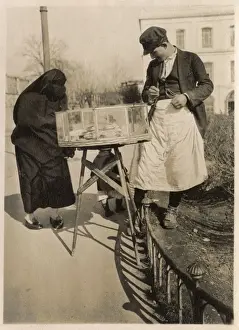 Turkey, Istanbul - Pide Seller