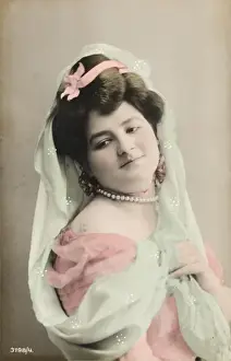 Harem Prints: Turkish Beauty