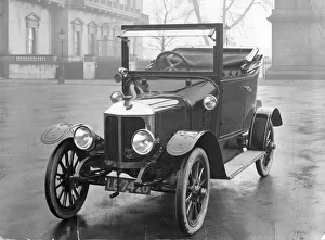 Wentworth Postcard Collection Gallery: Turner Two-seater Vintage Car C1914