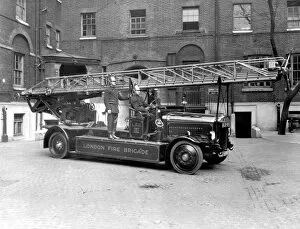A turntable ladder vehicle of the London Fire Brigade