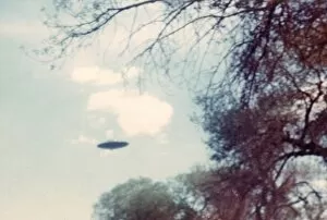 Images Dated 20th November 2013: Ufos / New Mexico / Villa