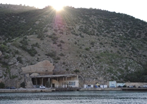 Images Dated 4th August 2011: Ukraine. Balaklava. Entry into the mountains of an ancient u