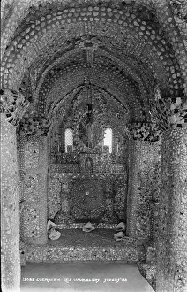 Craftsmanship Prints: The Unique Interior of Les Vaubelet