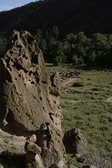 United States. Bandelier National Monument. Tyuonyi. Pueblo