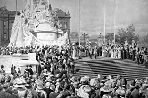 Unveiling of the Queen Victoria Memorial, London