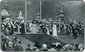 Unveiling Queen Victorias Monument