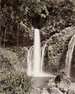 Flow Gallery: Urami Waterfall, Nikko, Japan
