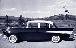Colorado Prints: USA - Classic American car in Colorado