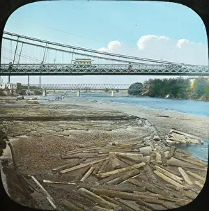 Logs Prints: USA - Minneapolis - Mississipi River
