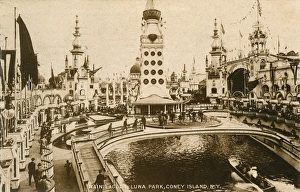 Images Dated 3rd August 2016: USA - New York - Luna Park at Coney Island - Main Lagoon
