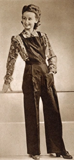 Utility bib and braces, 1943 - WWII fashion Utility bib and braces, 1943 - WWII fashion