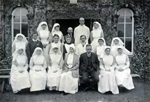 Dyck Collection: VAD staff, Quex Park