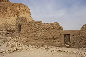 Valley of the Artisans. Ruins of Set Maat. Deir el-Medina. E