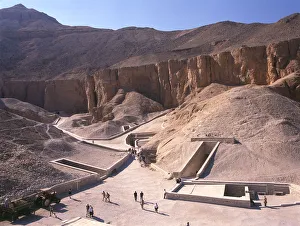 Images Dated 27th July 2018: VALLEY OF THE KINGS