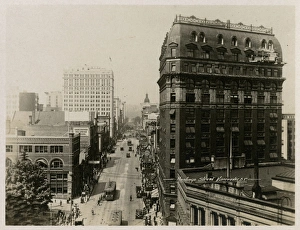 Images Dated 28th December 2016: Vancouver, Canada - Hastings Street and Dominion Building