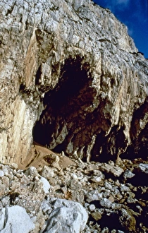 Vanguard cave, Gibraltar Vanguard cave, Gibraltar